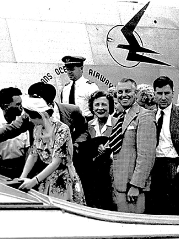 A thank you to Clive Wilson for correcting this photo caption from the August Signal. The caption should read: Captain Phil Mathiesen with a group of passengers. The launch is the “Loree”, at that time owned by Phil Dignam and Syd Morgan, which regularly serviced and supported the TOA operations to Lord Howe