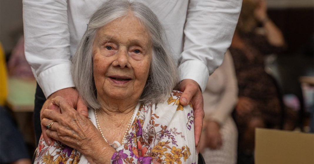 Lord Howe Island resident Lois Whistler celebrates her 100th Birthday