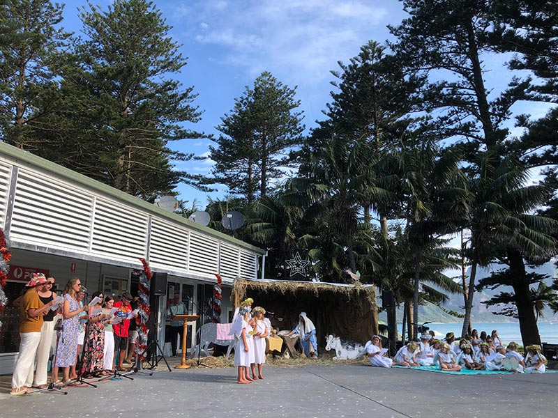 Christmas on Lord Howe Island - Christmas carols