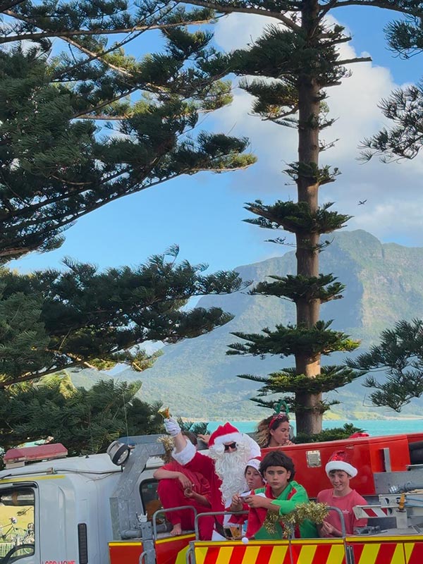 Christmas on Lord Howe Island - Santa on the firetruck