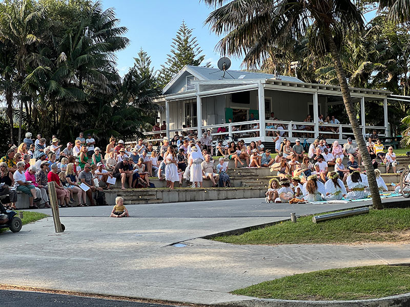 Christmas on Lord Howe Island - Christmas carols